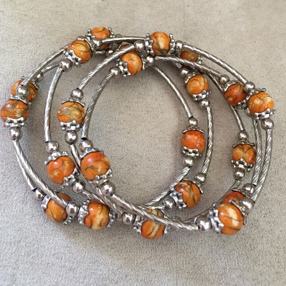 🎈SALE🎈 Bracelet wrap around in silver
