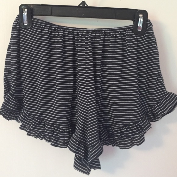 Brandy Melville Pants - Blue and white Brandy Melville vodi shorts