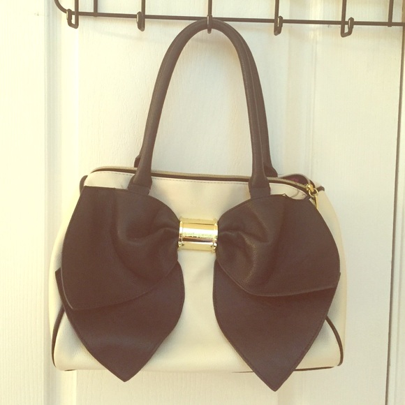 Betsy Johnson B&W Bow Satchel Purse