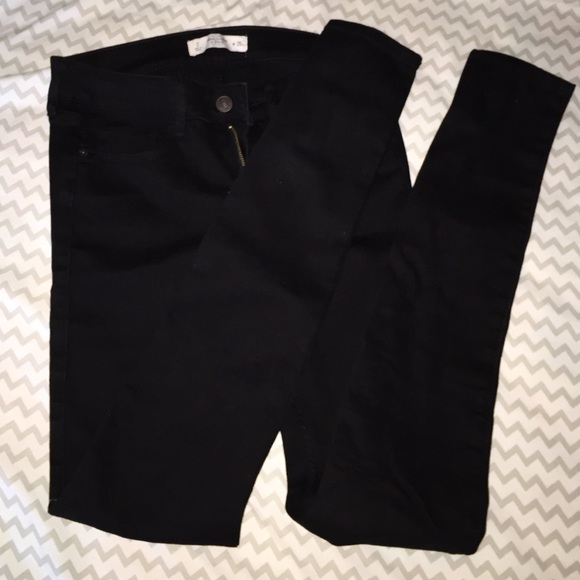 Abercrombie and finch black skinny jeans