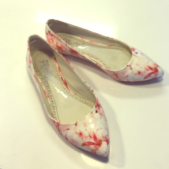 Alice +Olivia floral flats size 37