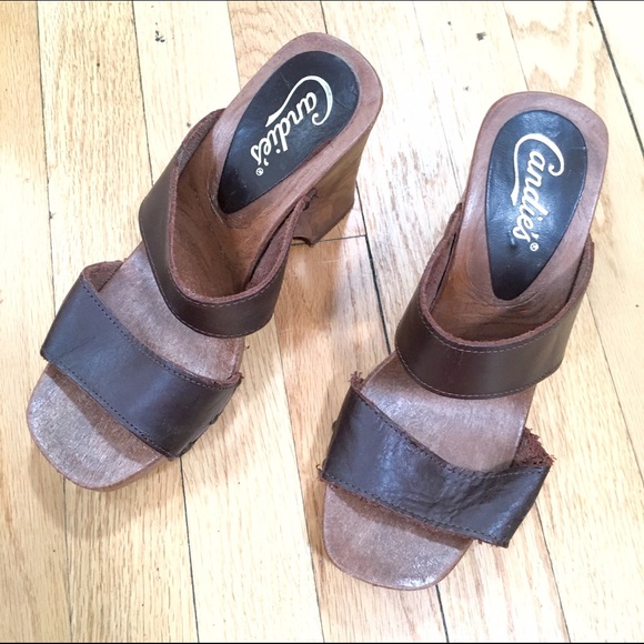 Candie's wooden platforms
