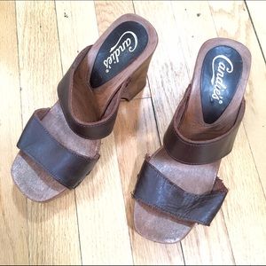 Candie's wooden platforms