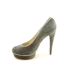 Michael Kors Gideon Pump