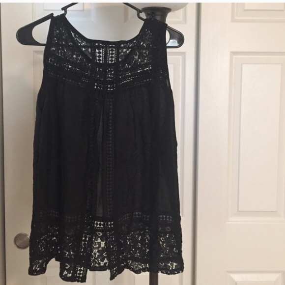 👗Black Semi Sheer Top With Sexy Back👗🌺 - Picture 3 of 3