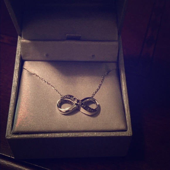 Infinity necklace