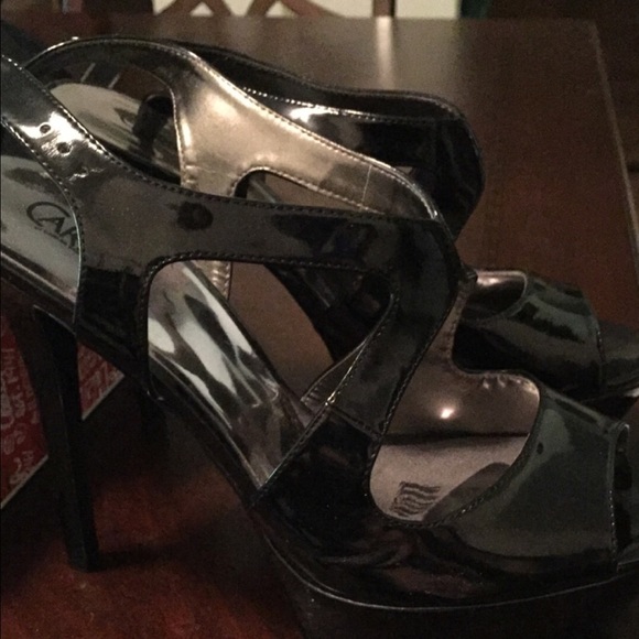 Carlos Santana high heels