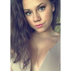 Meet your Posher, Kenadi