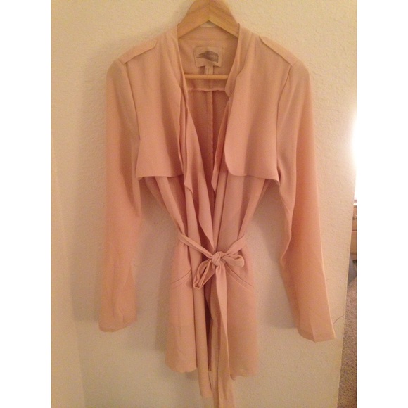Forever 21 Jackets & Blazers - Lightweight Spring Coat