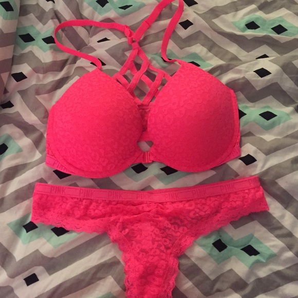 PINK Victoria's Secret Other - Pink push up with matching thong!