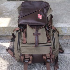 jansport pleasanton backpack