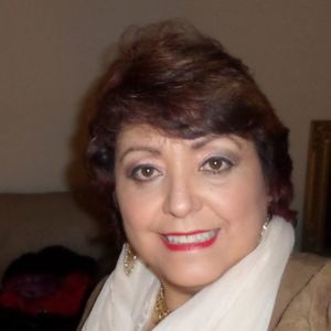 Meet your Posher, Roxanne