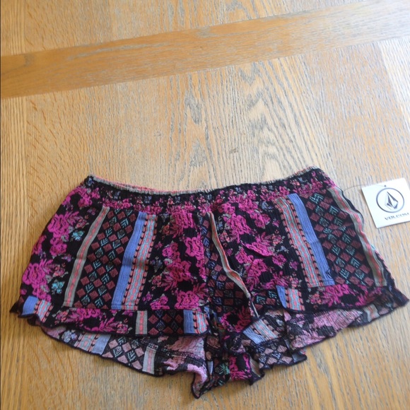 Volcom shorts!