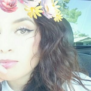 Meet your Posher, Melissa