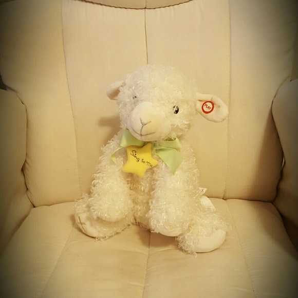 Hallmark Singing Lamb