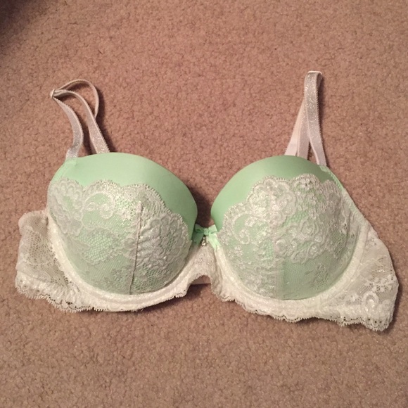 Victoria's Secret Dream Angels Demi Bra