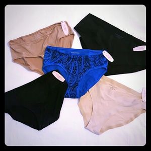 SALE!! NWT Victoria's Secret hiphugger panties (5)