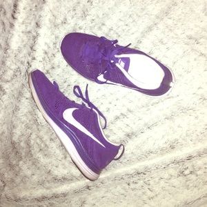 Purple Nike flyknits. Size 8