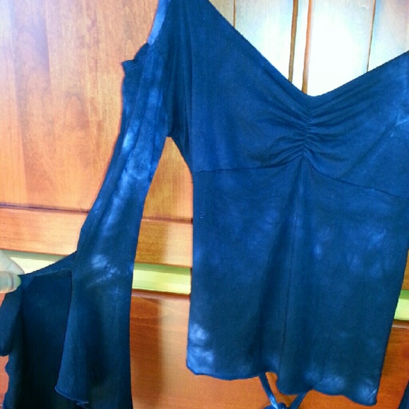 Goth witchy sexY avant-garde top cold shoulder - Picture 2 of 4
