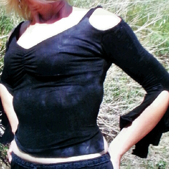 Goth witchy sexY avant-garde top cold shoulder - Picture 4 of 4