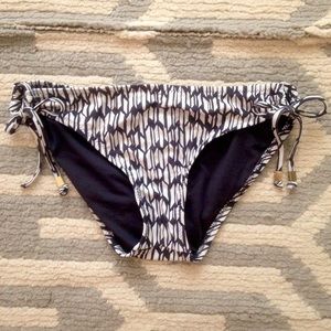 SOLD Mossimo Black and White Bikini Bottoms