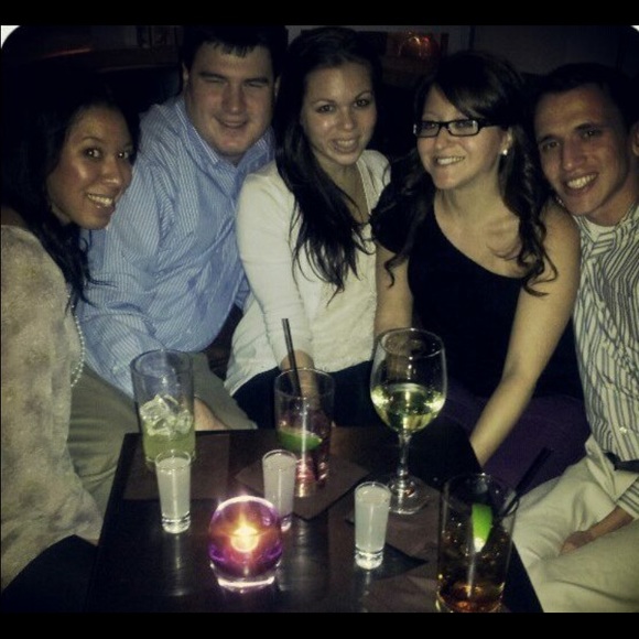 Meet your Posher, Alicia - Picture 3 of 4