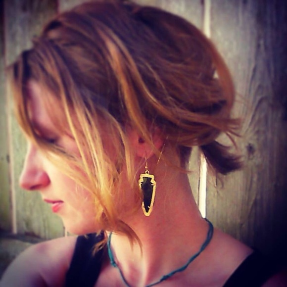 LAST PAIR! White & Gold Drop Earrings - Picture 2 of 2