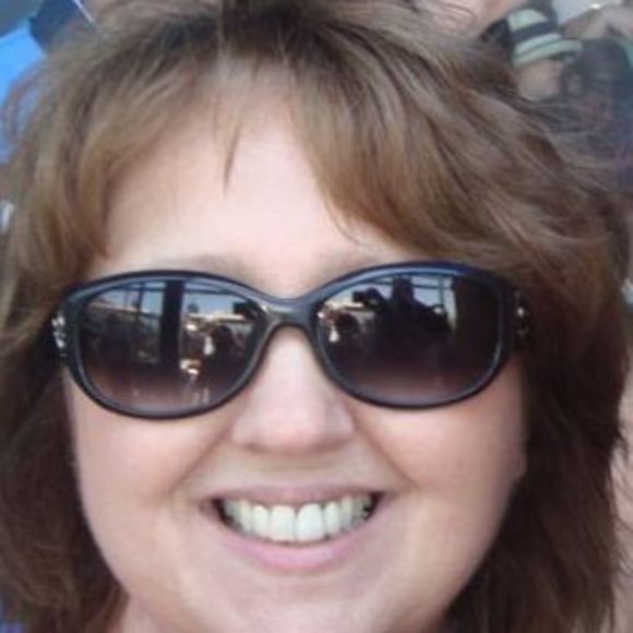 Meet your Posher, Carole