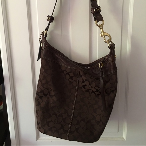 😍BEAUTIFUL XL Coach Bleecker Bucket Bag😍EUC!