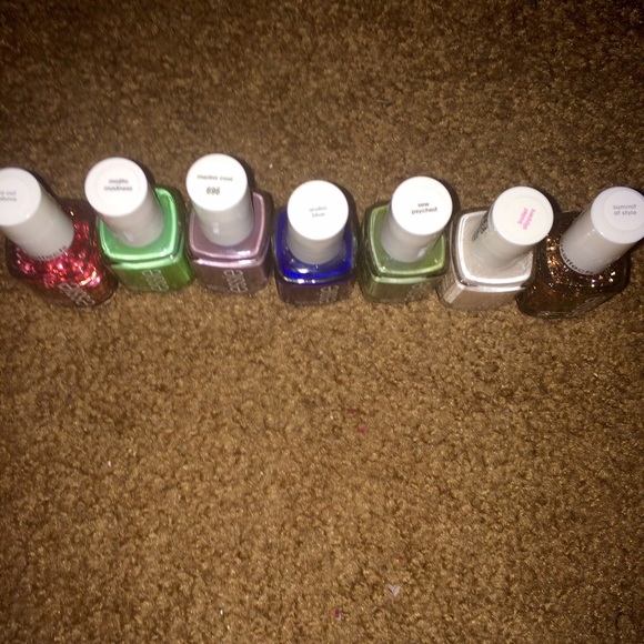 Essie Bundle (7) - Picture 3 of 3
