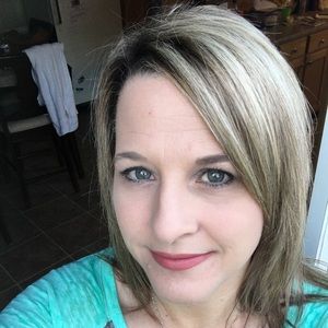 Meet your Posher, Holly