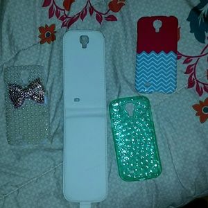 Bundle of Galaxy S4 cases