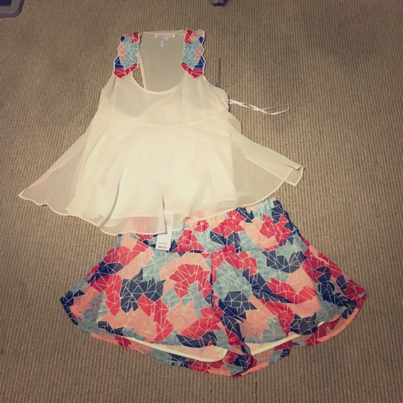 BCBG matching soft short and tank set.