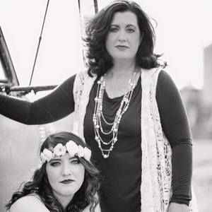 Meet your Posher, Dena