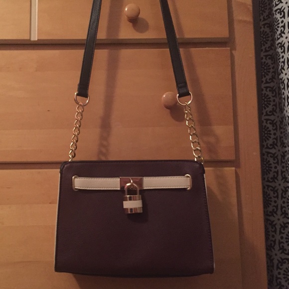 Cross body bag