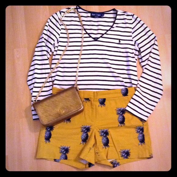 Ralph Lauren Tops - RALPH LAUREN Sz M v-neck stripped long sleeve