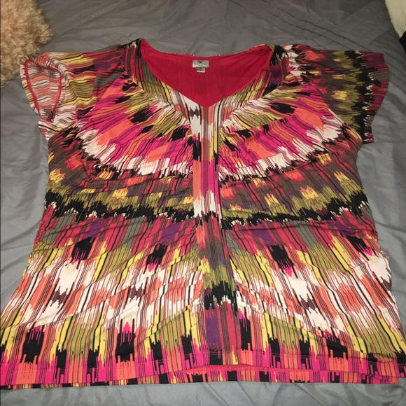 Multicolored ruched-front v-neck top