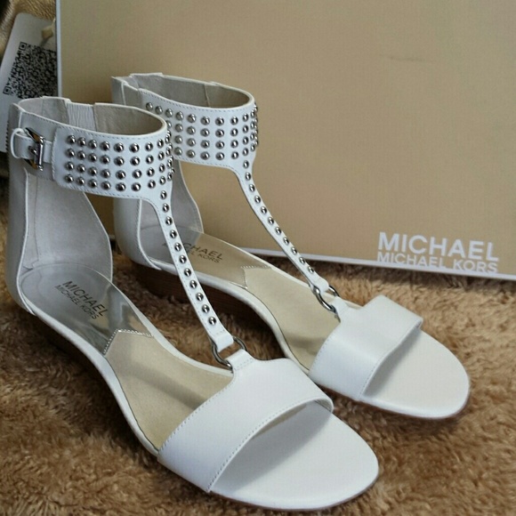 Celena by Michael Kors - white NIB