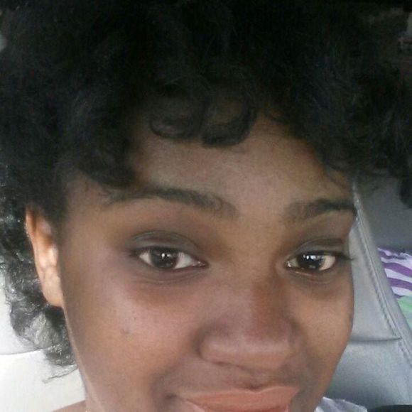 Meet your Posher, Everlene - Picture 1 of 1