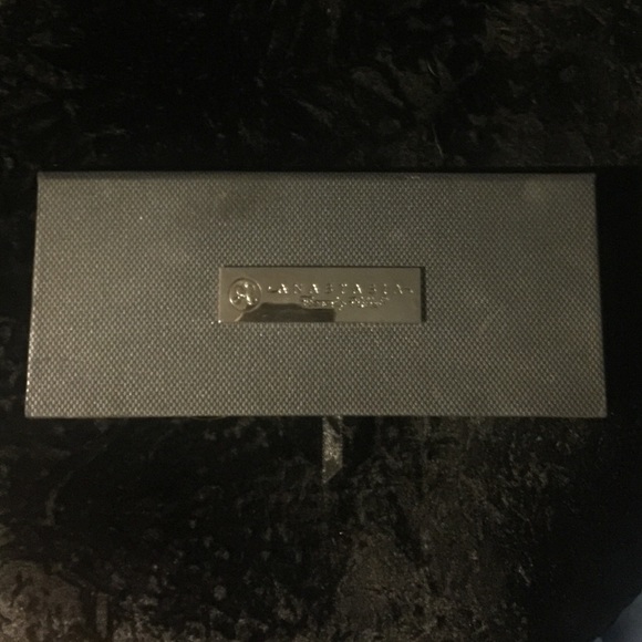 "Self made" eyeshadow palette.