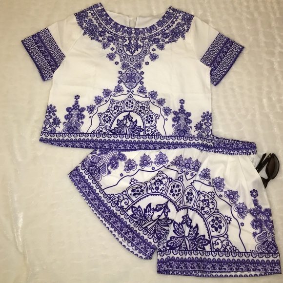 🚨LAST ONE🚨 Printed Two-Piece Shorts/Top Combo - Picture 4 of 4