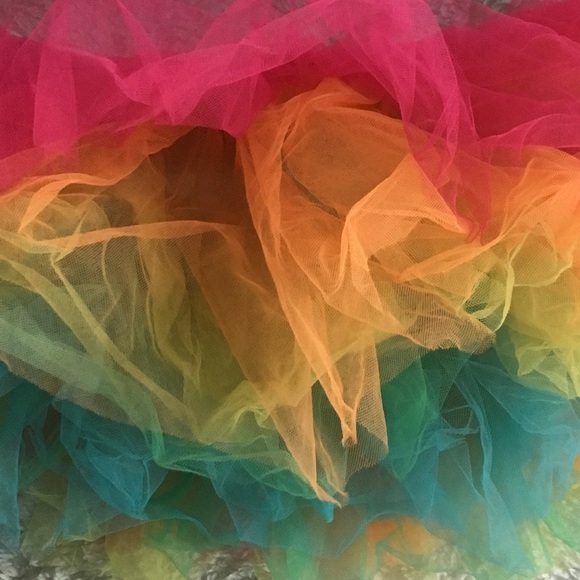 ๐ RaInBoW TuTu ๐ - Picture 4 of 4