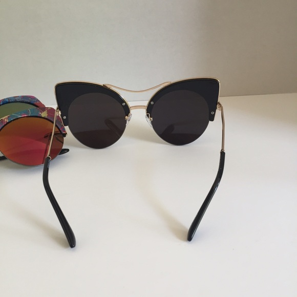 Round mirror cat eye sunglasses 🕶  All eyewear 3 for $30 - Picture 4 of 4
