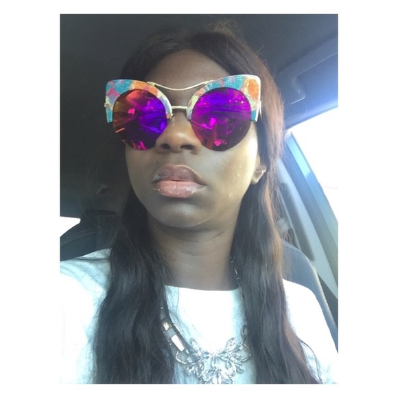 Round mirror cat eye sunglasses 🕶  All eyewear 3 for $30 - Picture 2 of 4