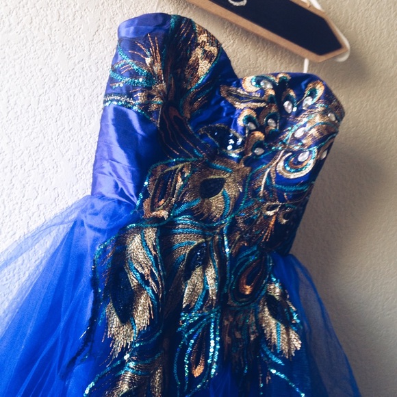 Royal blue homecoming dress - Picture 2 of 3