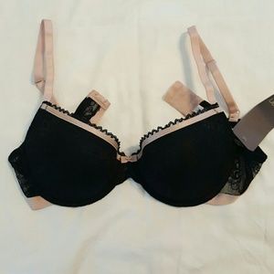 NWT Gillian & O'Malley pushup bra