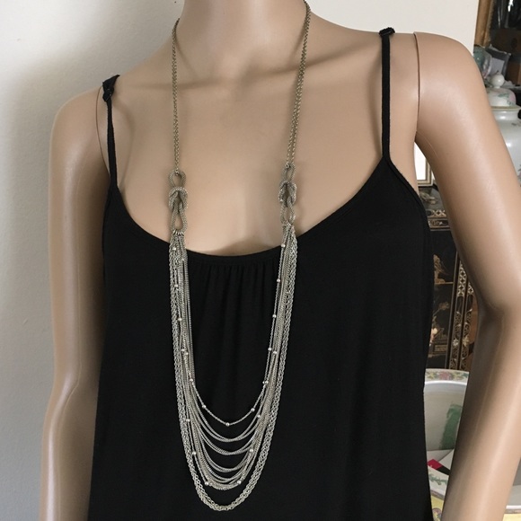DELICATE SILVER NECKLACE - Picture 1 of 4