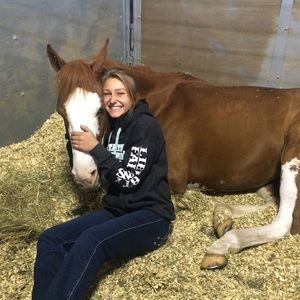 Meet your Posher, Savanah