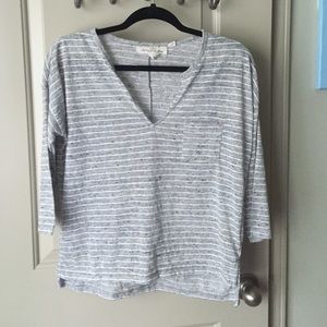 Grey and white pocketed slouchy shirt