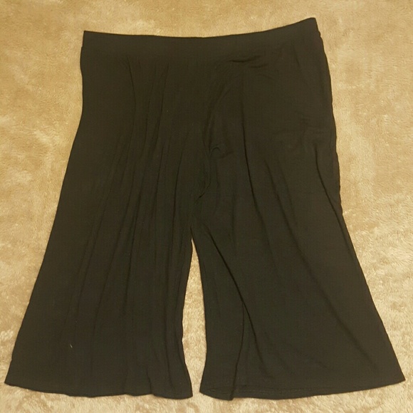 Lounging Capris